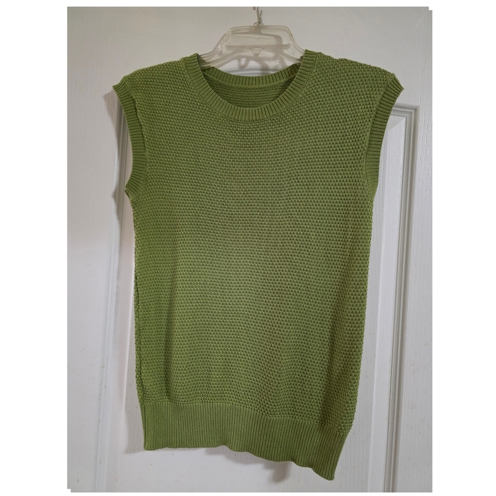 Green Sleeveless Knit Sweater